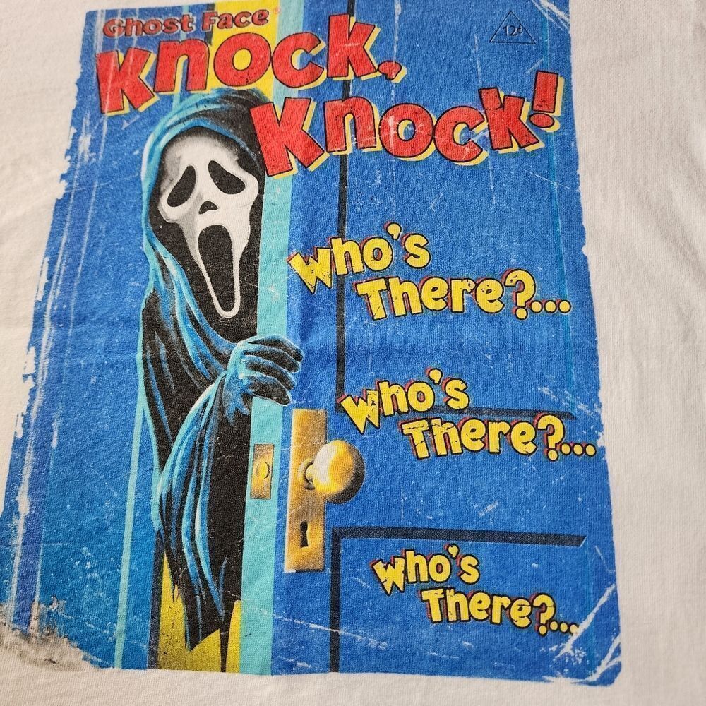Ghost Face White Tshirt With Halloween Graphic Size Medium